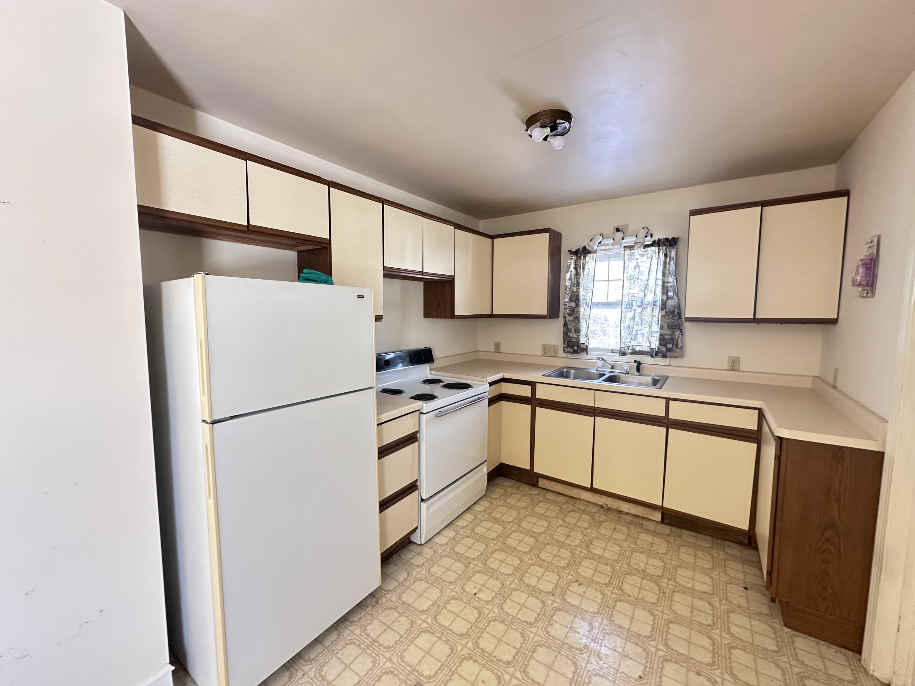 420 10th Street North – photo 3