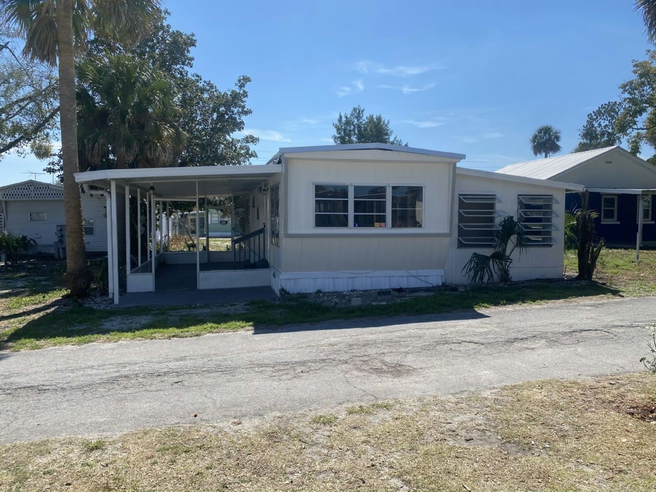 1 Circle Dr – photo 1