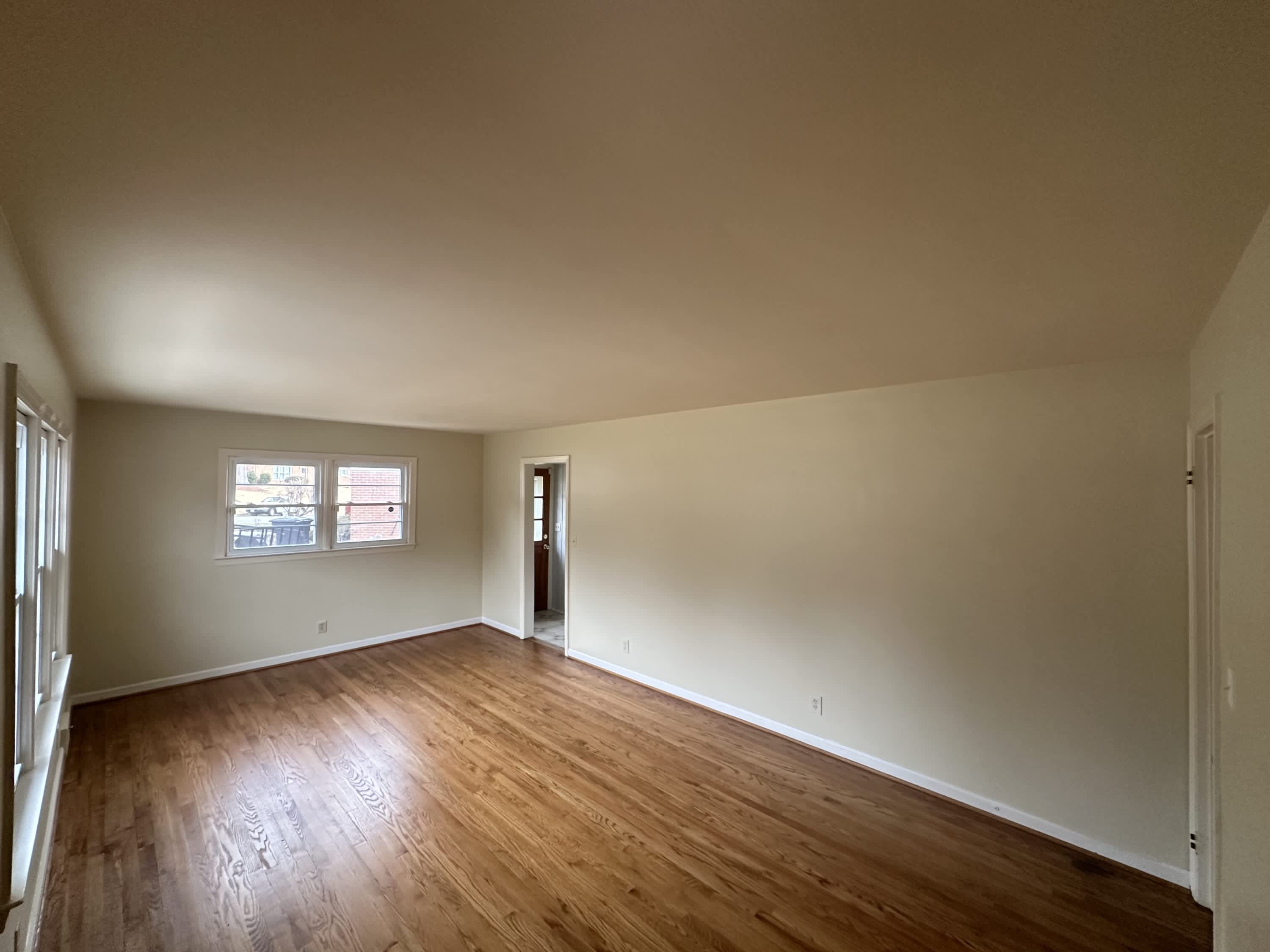 141 Dublin Court – photo 5