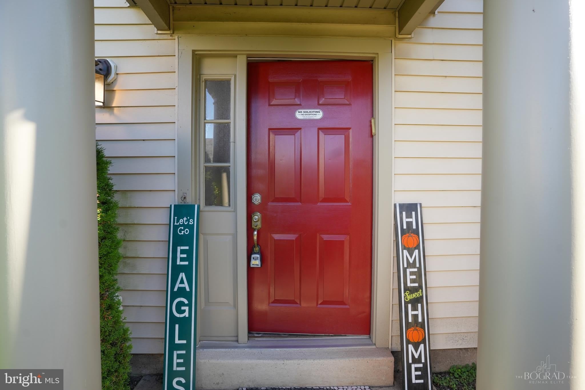 201 WHITE PINE Court – photo 2