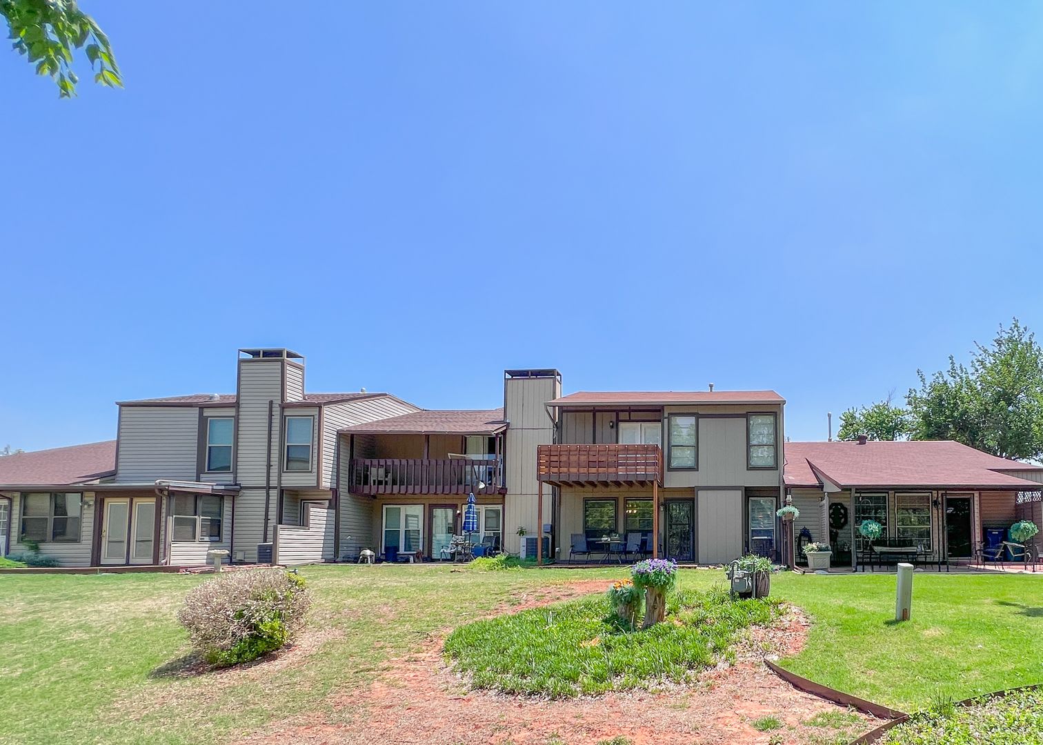 Waterfront Townhome in NW OKC! – photo 1