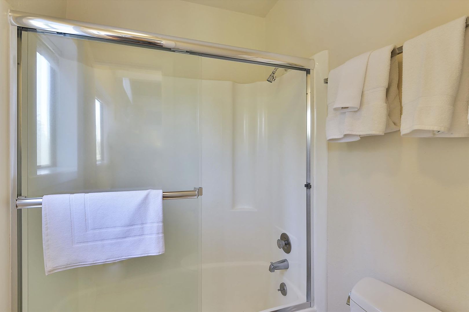Alpine Meadows 3 bedroom + loft ski lease – photo 5