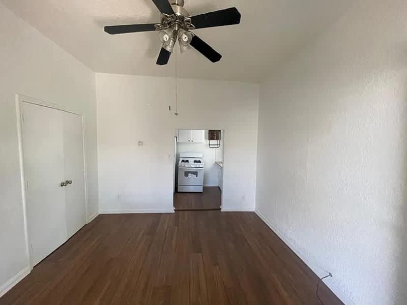 267 South 700 East – photo 2