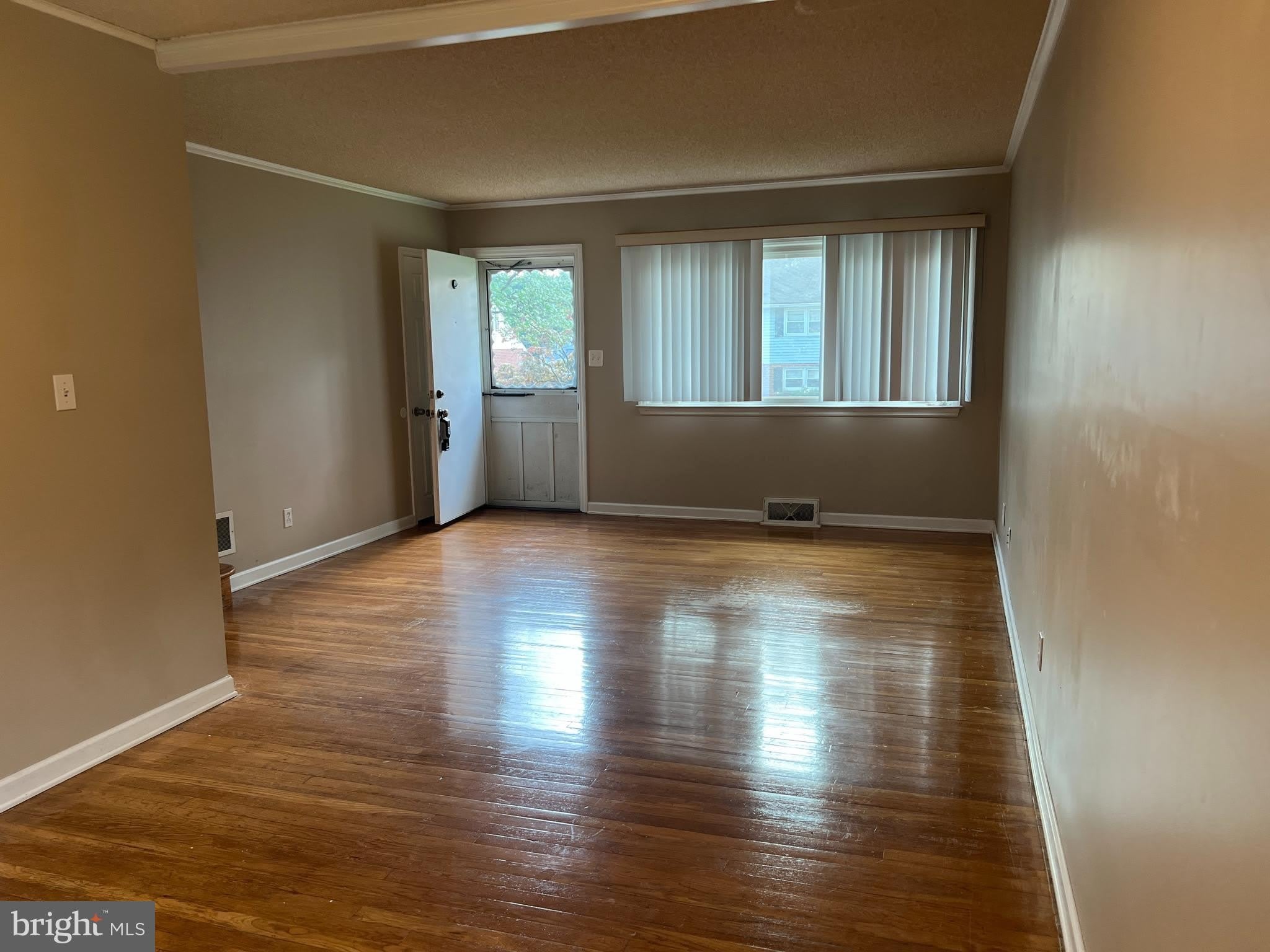 2621 DARBY Drive – photo 3