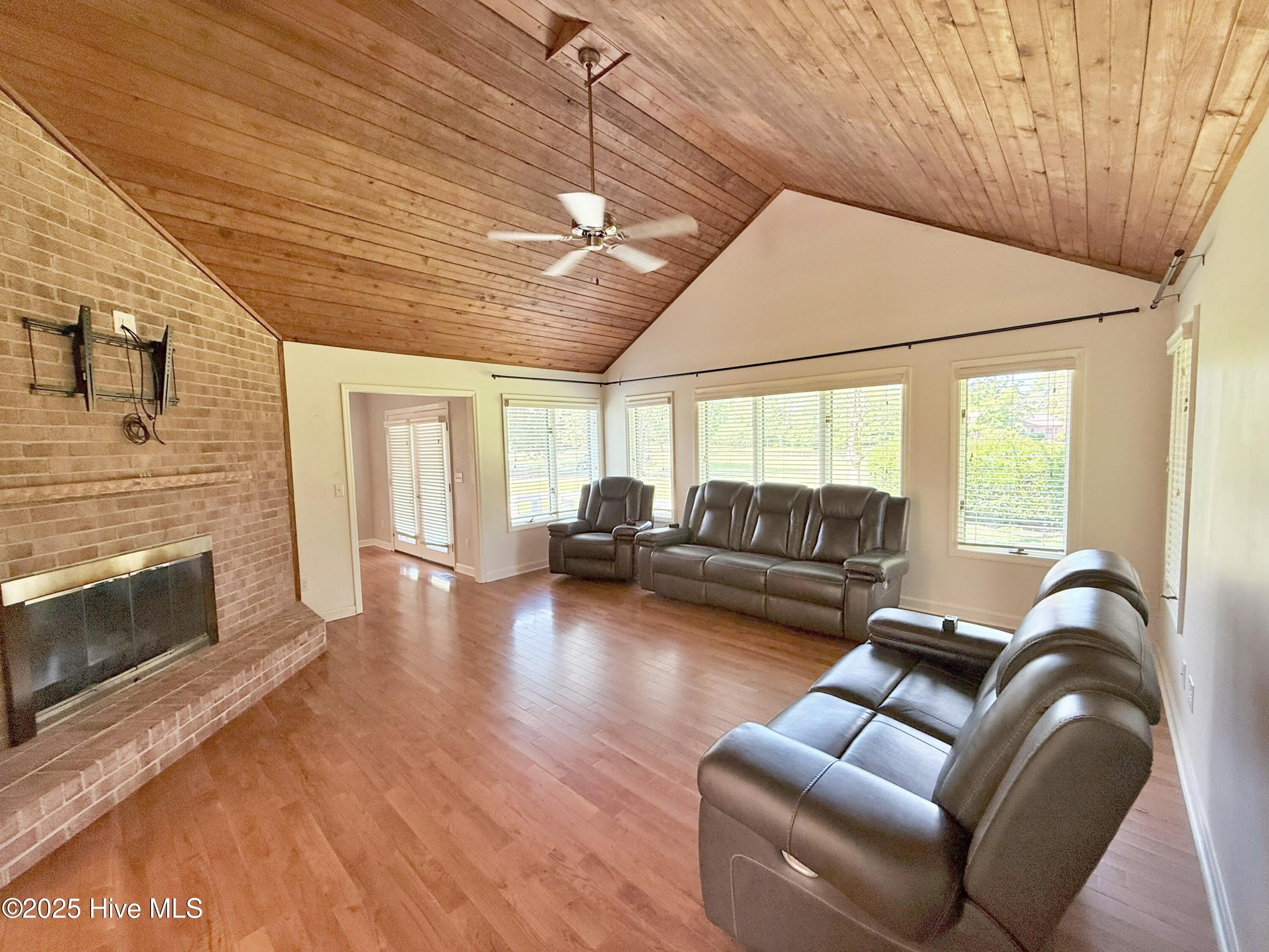 3305 Peppercorn Road – photo 3