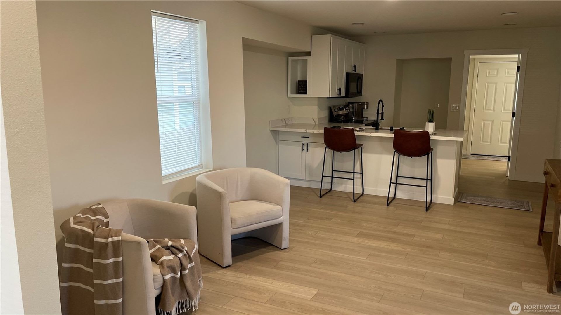 Newly Remodeled Home in Tacoma – photo 2