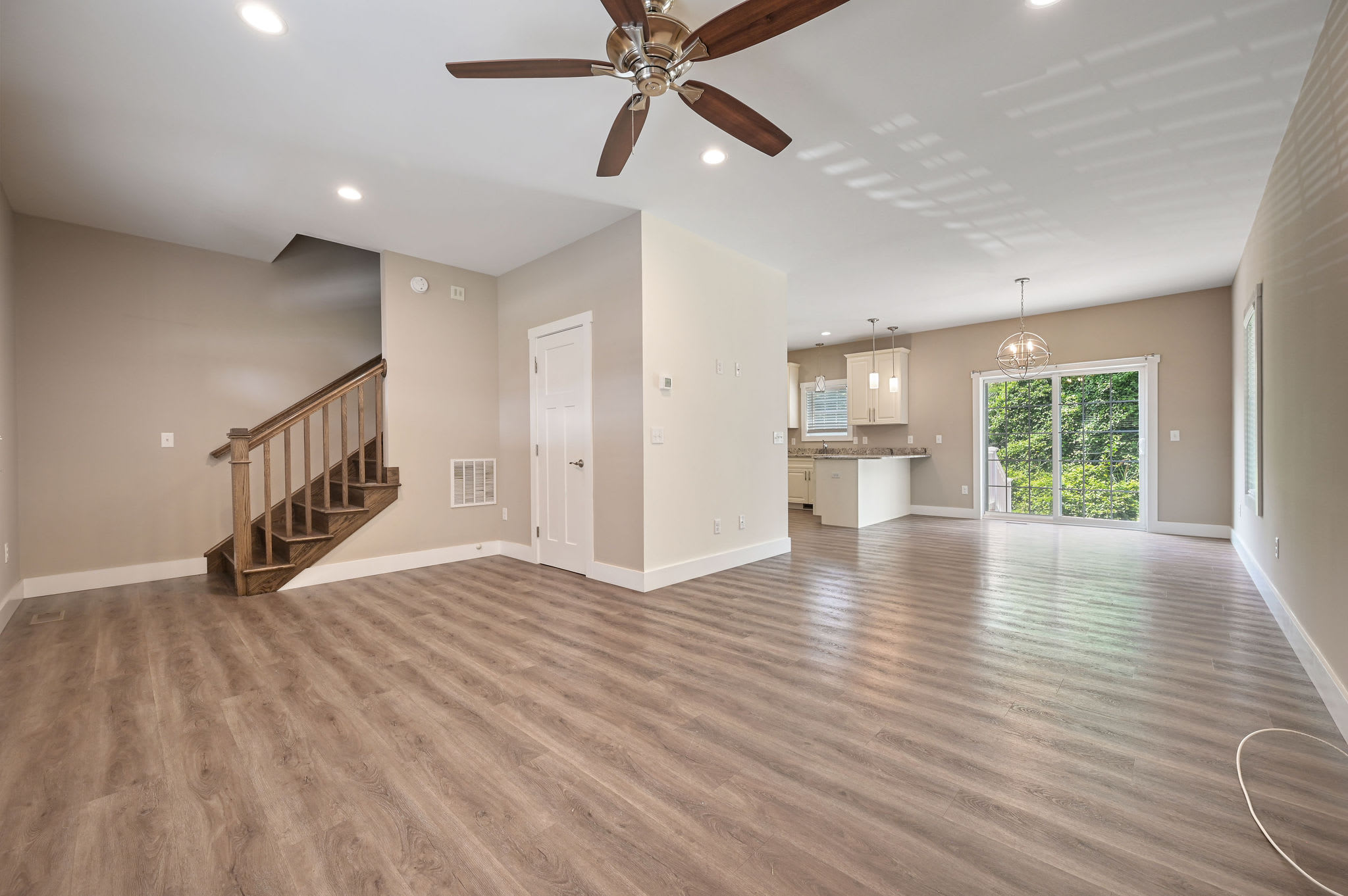 Johnson- 122 N West St – photo 4
