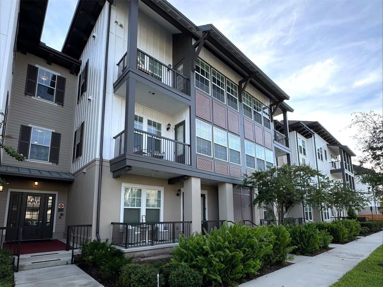 1801 ISLAND VILLAGE Way – photo 1