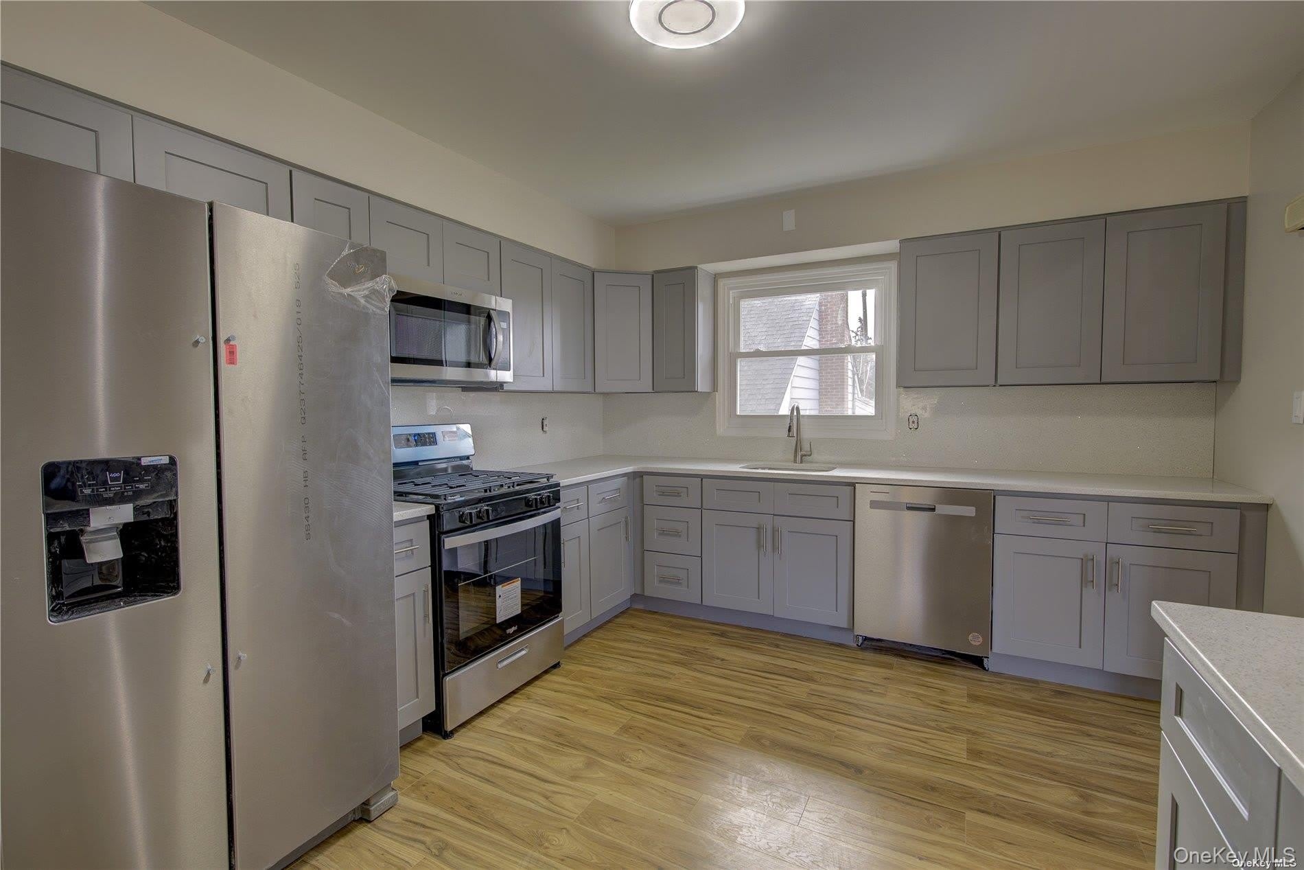 207 Catherine Avenue – photo 2