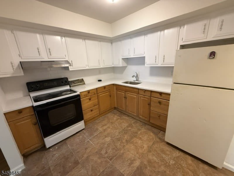 118 Main St – photo 5