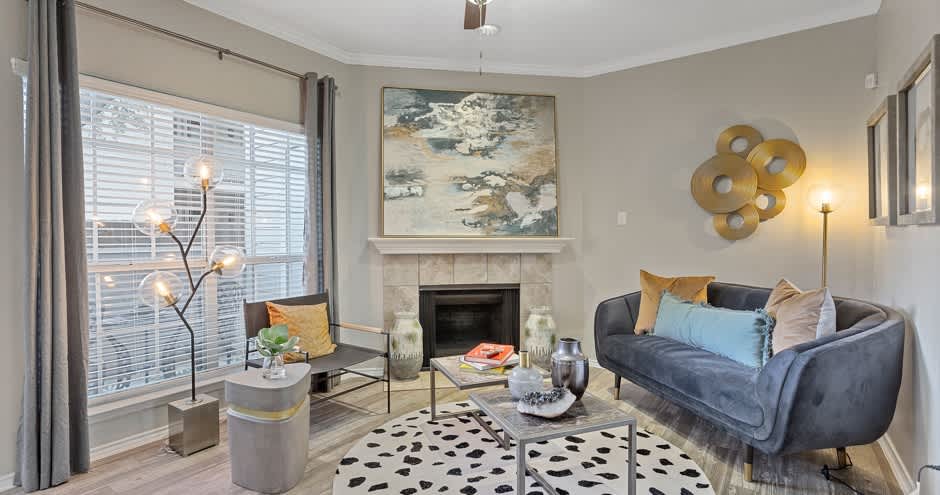 Huntington Meadows Apartment Homes – photo 2