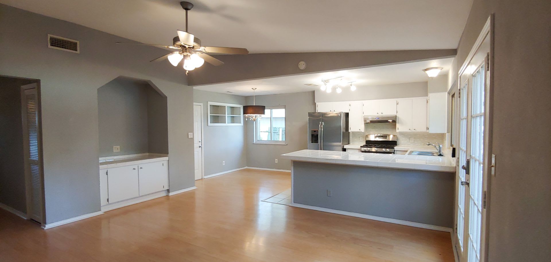 4 Bedroom, 2 Bathroom Home on Cul-de-sac in North Austin! – photo 4