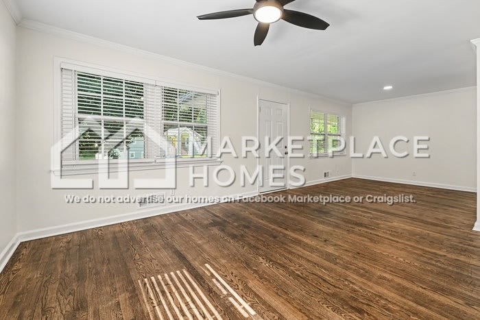1433 Sharon St Nw – photo 4
