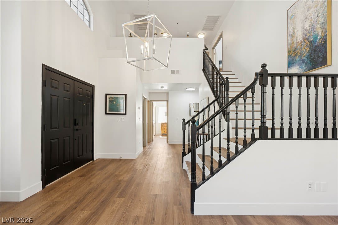 7825 Desert Bell Avenue – photo 5
