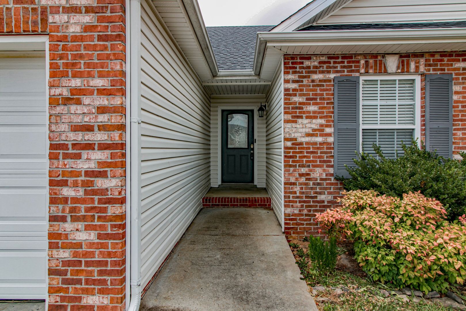 988 Chardea Ct (For Rent) – photo 4