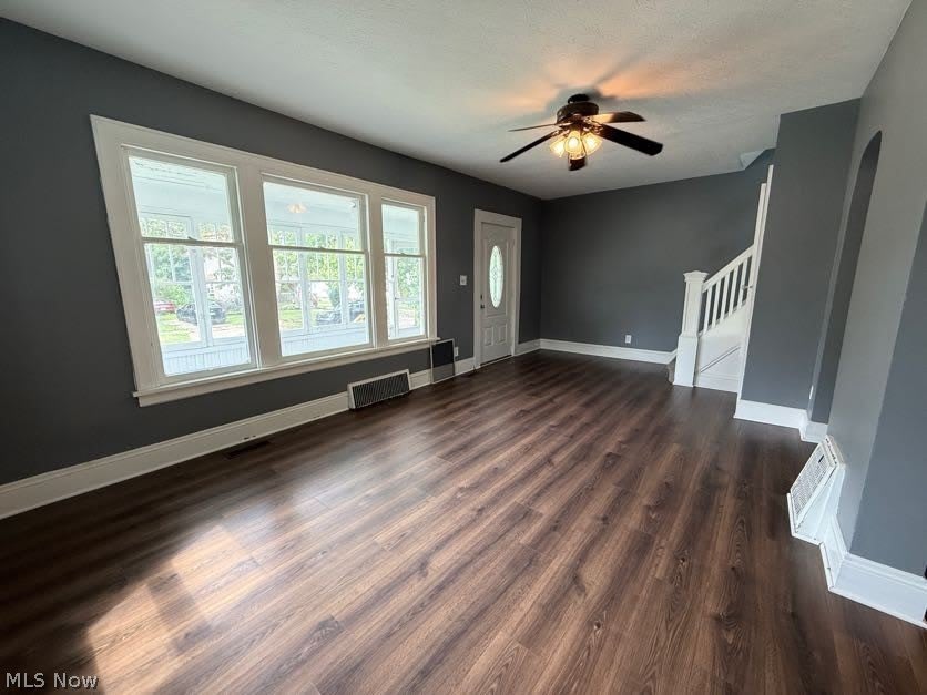 1467 Beardsley Street – photo 5