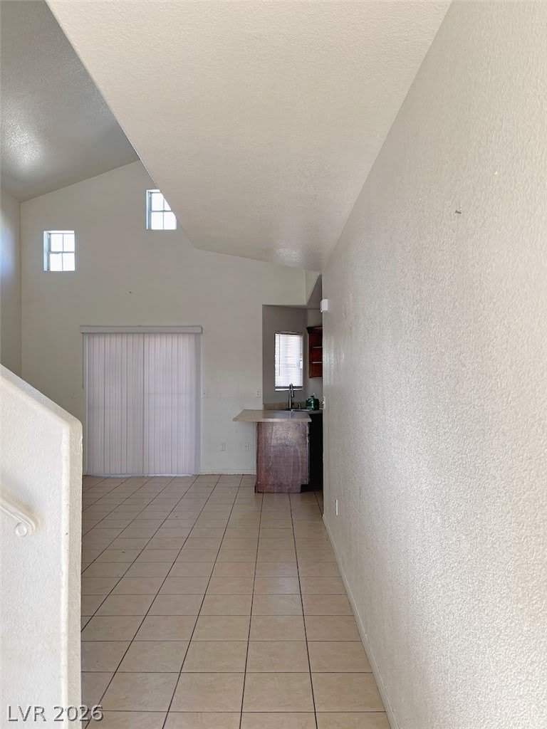 6168 Bluehill Avenue – photo 5