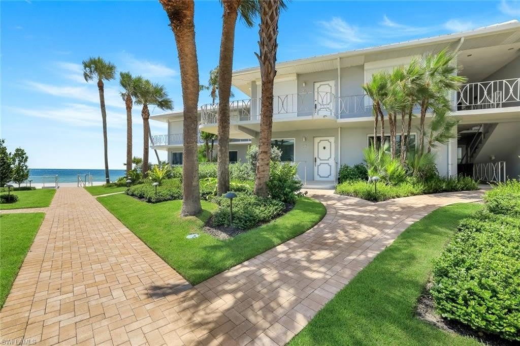 1851 Gulf Shore Blvd. N – photo 1