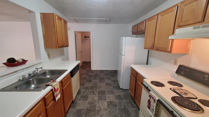 1091 Micha Way – photo 5