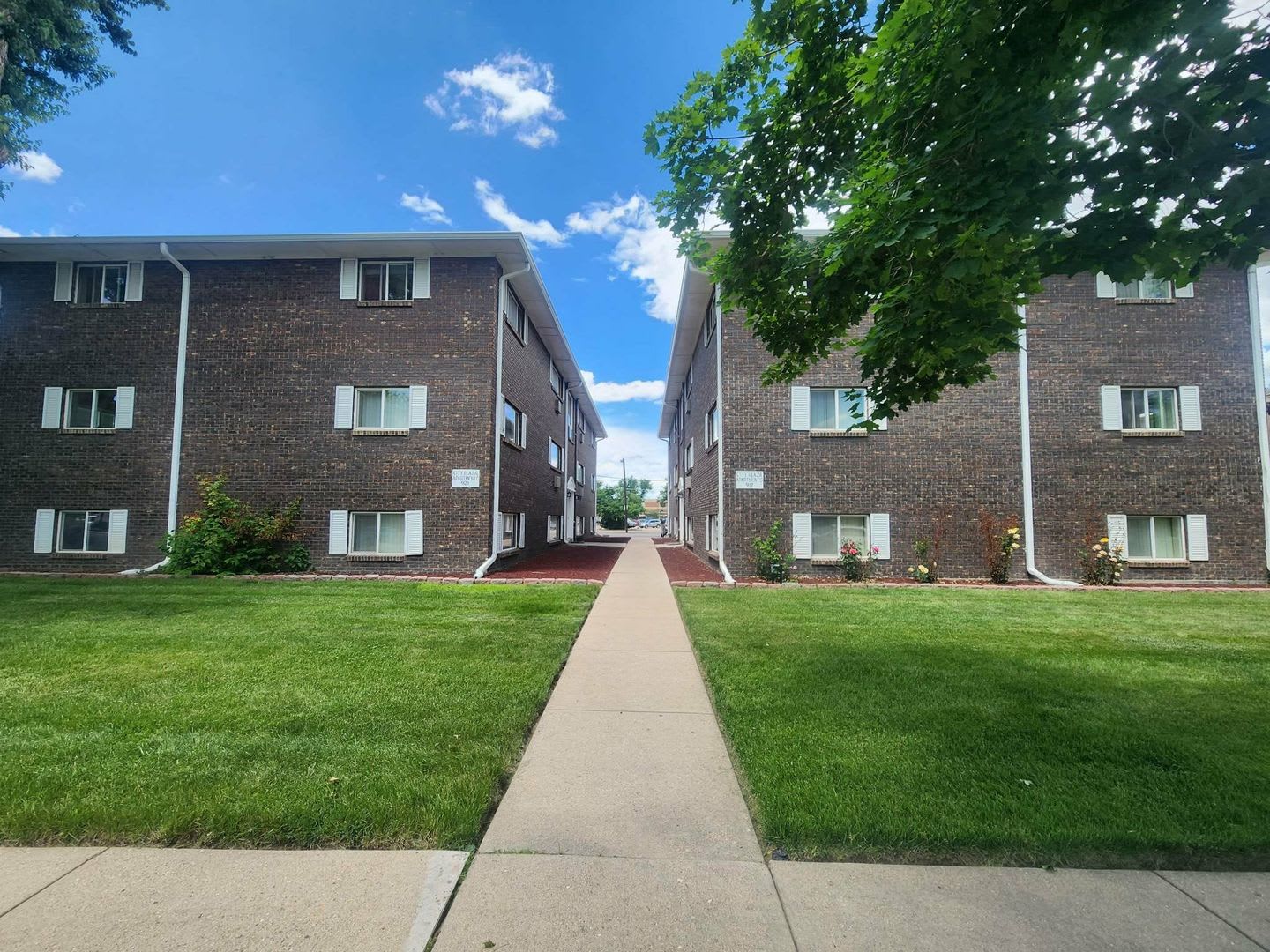921 12th St. – photo 1