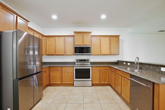 3908 Coastal Breeze Drive – photo 5