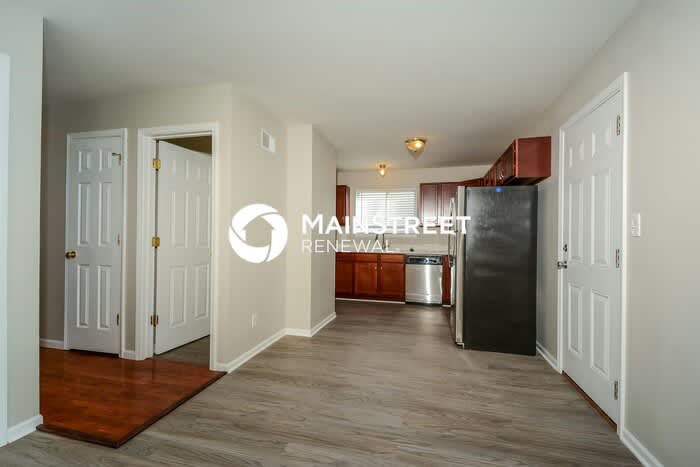 5370 Vernon Avenue – photo 4