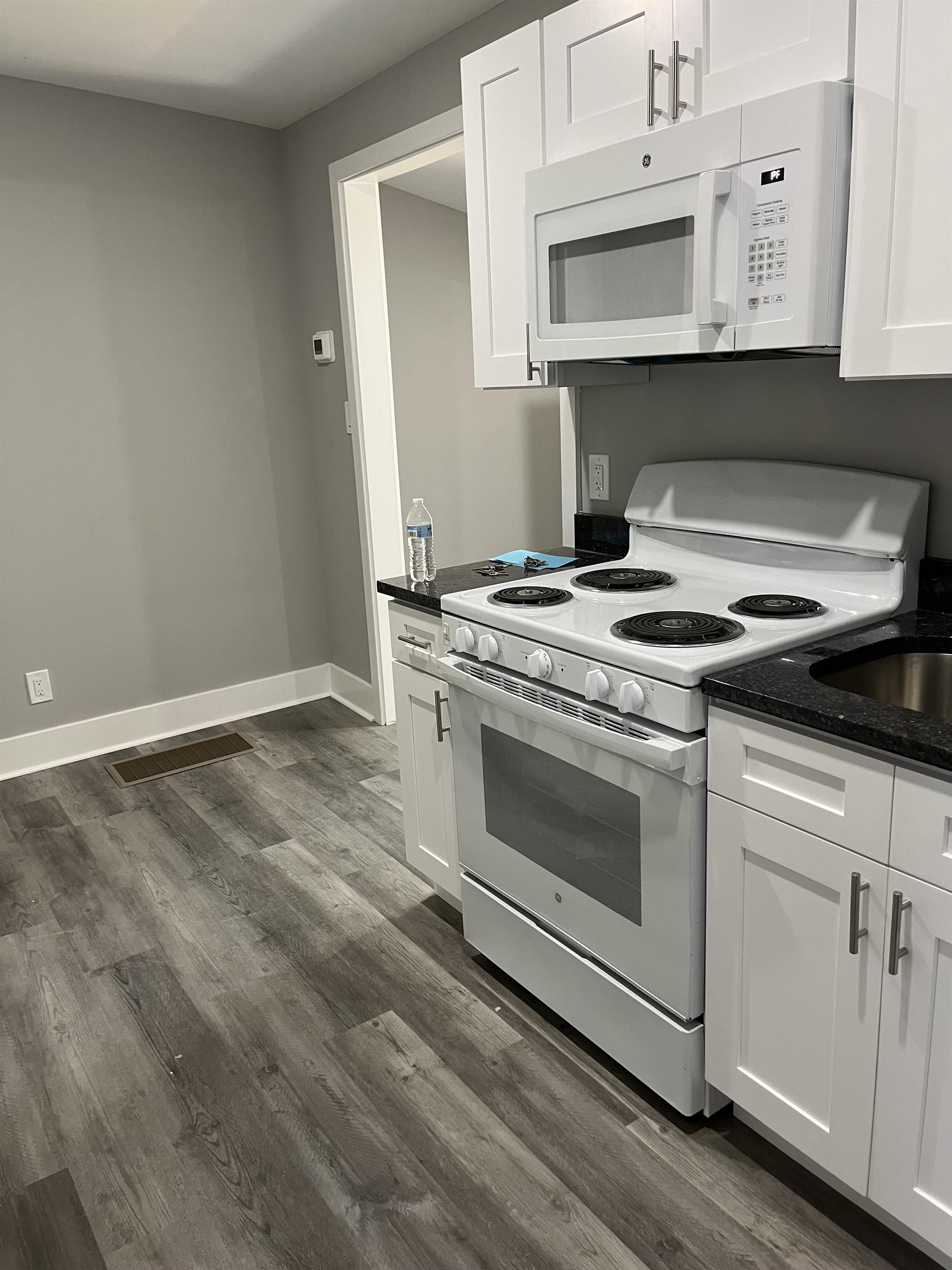 2034 Edgmont Avenue – photo 2