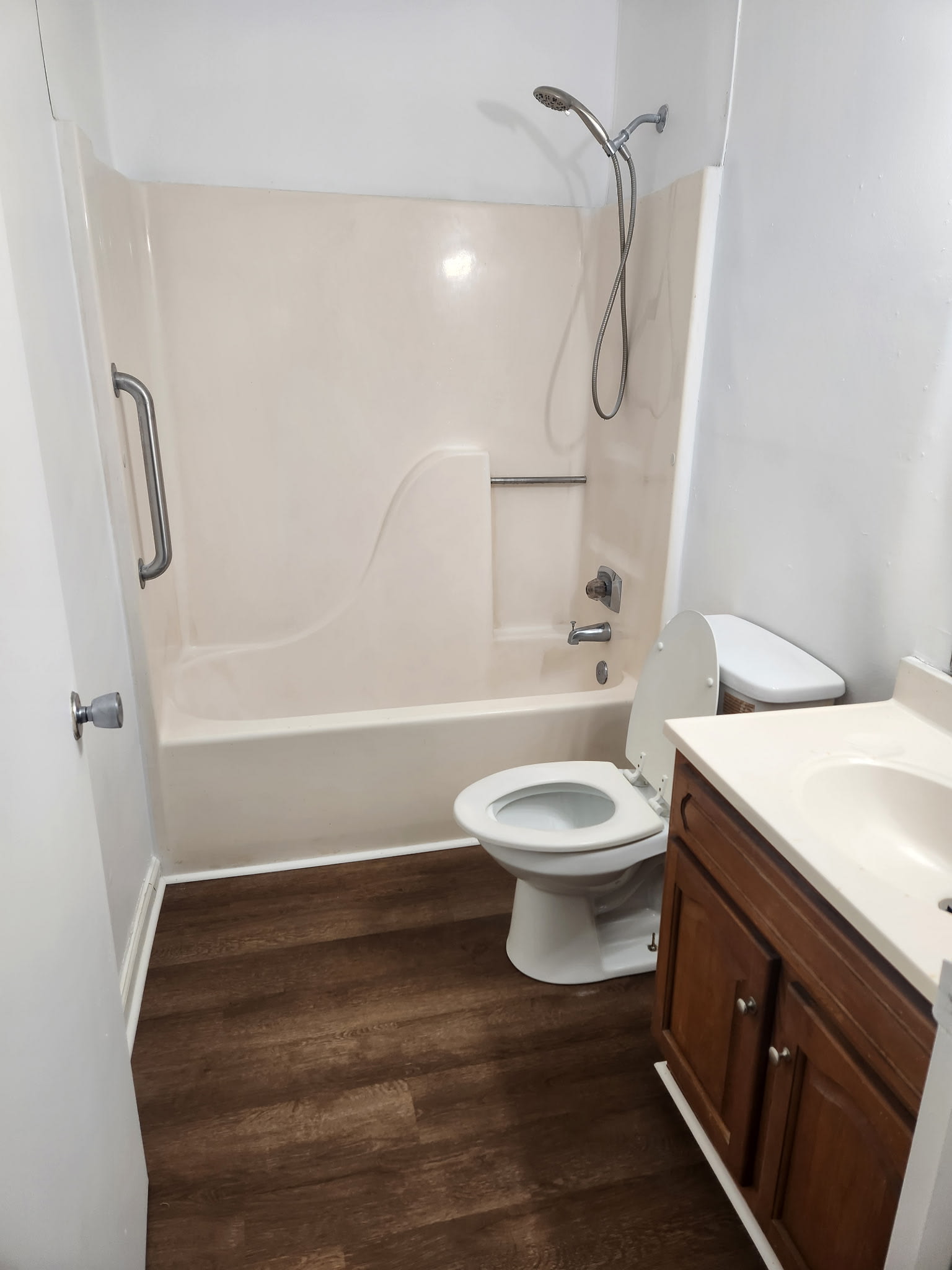 712 W Tyler St – photo 5