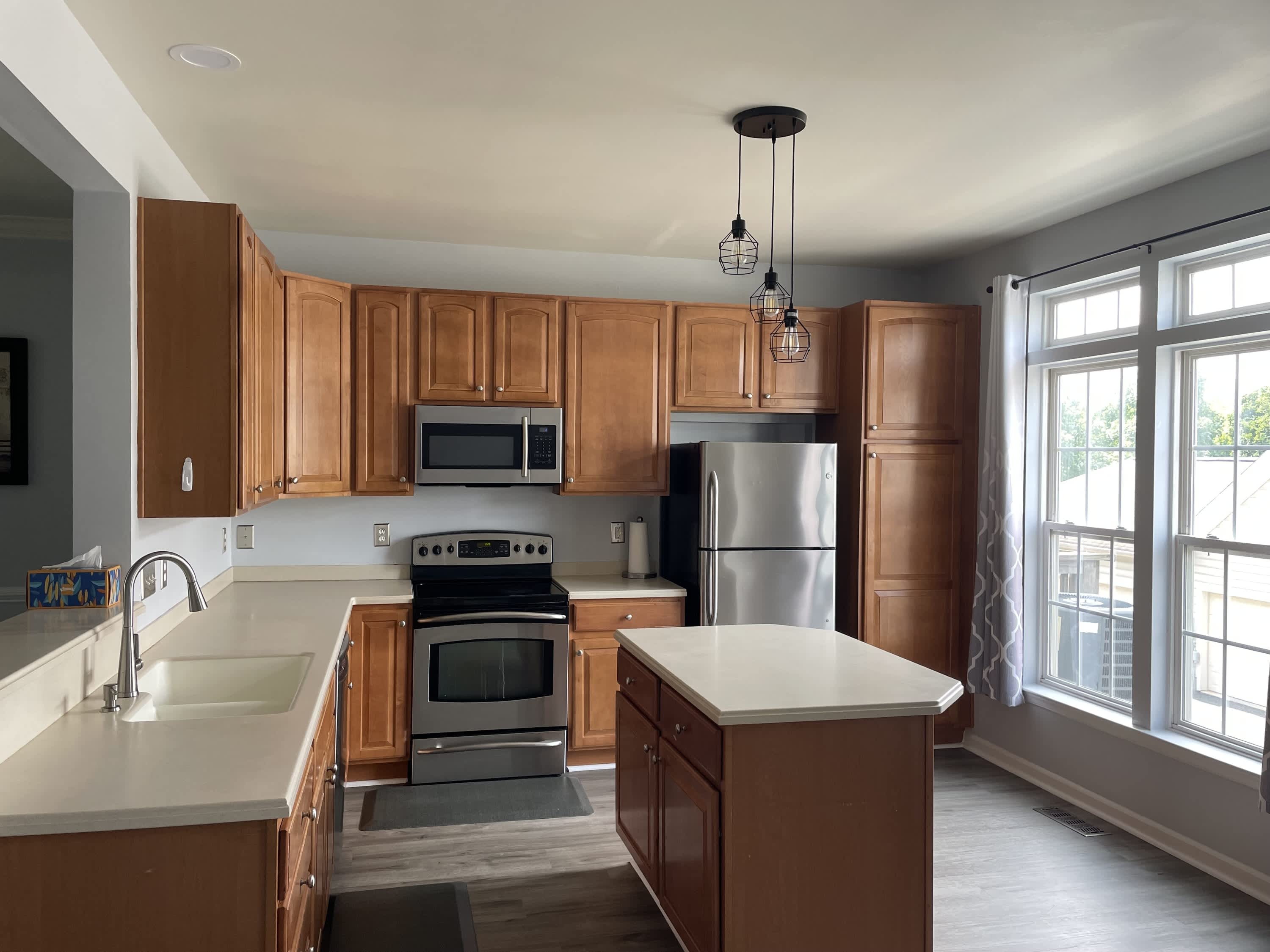 2068 Lockwood Drive – photo 5