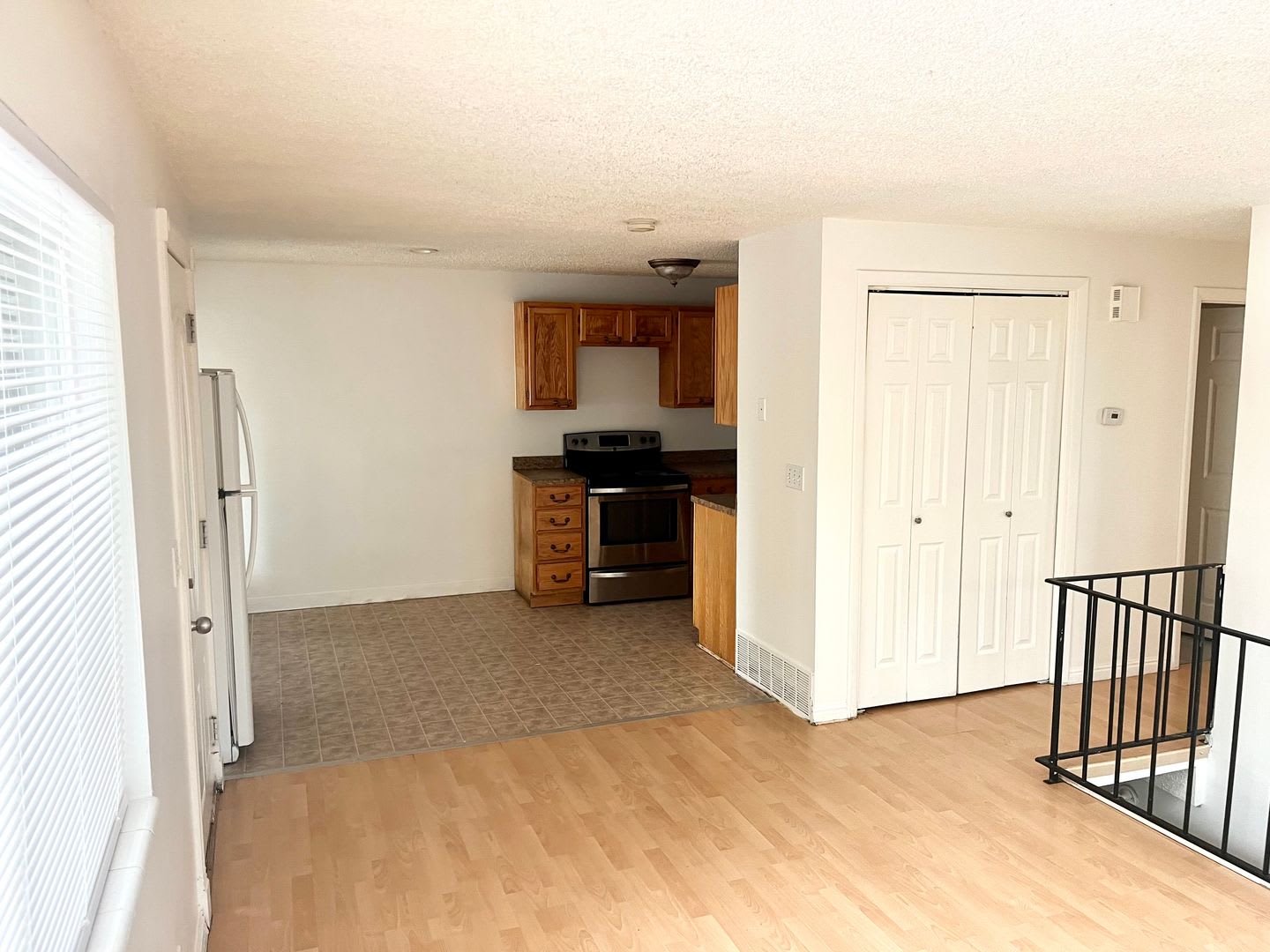 3 Bed / 2 Bath Half Duplex Near Valley Fair Mall — Fenced Yard & Carport – photo 2