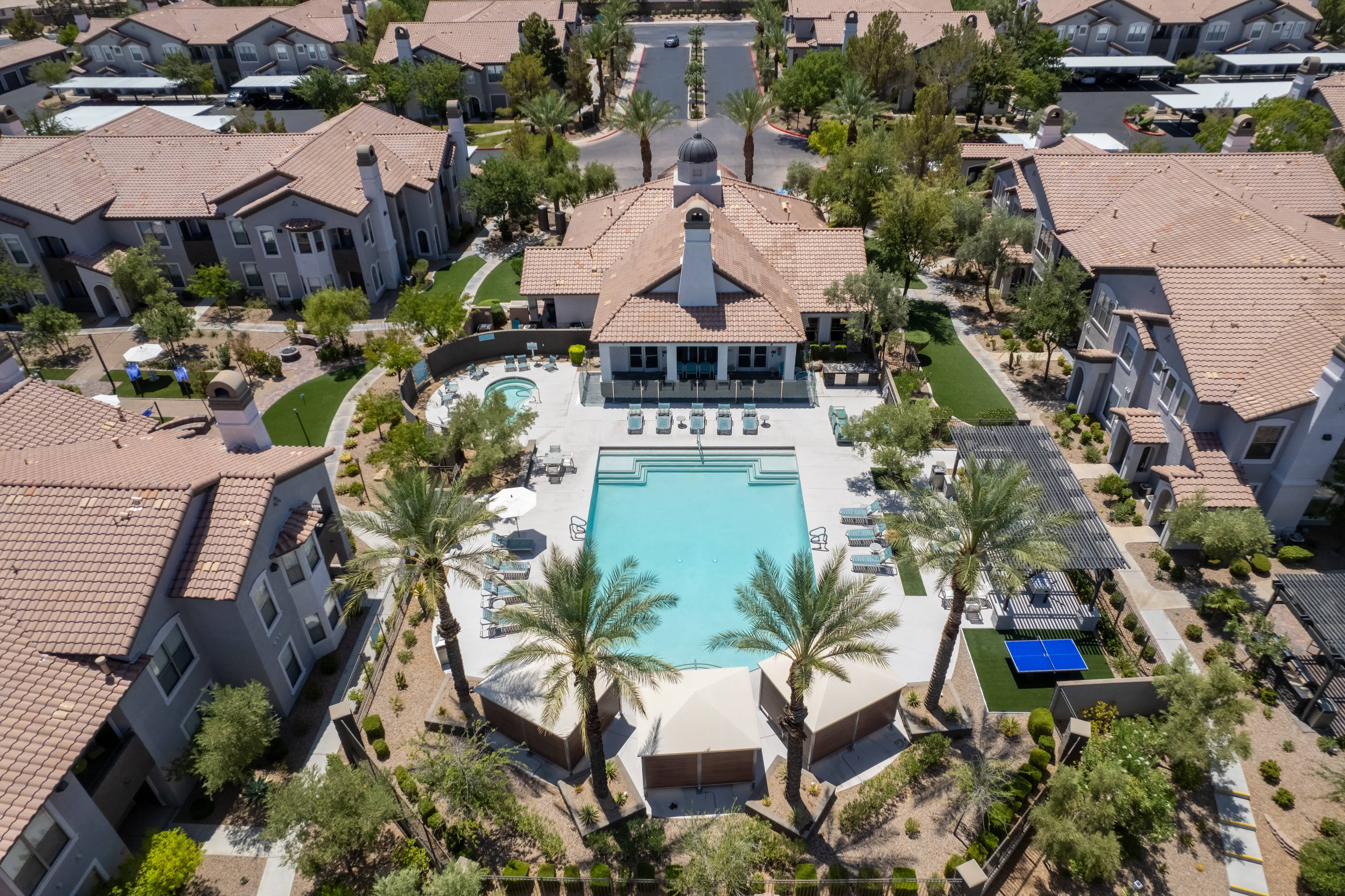 Cyan at Green Valley – photo 1