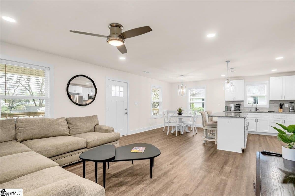 141 Baileyview Street – photo 4