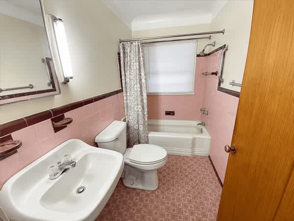 223 W Washington Ave – photo 5