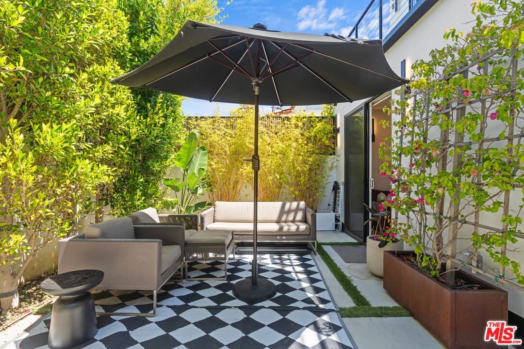 656 California Ave – photo 5