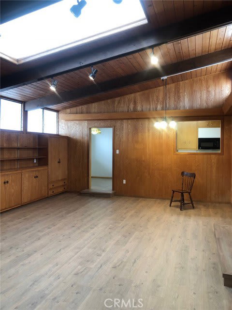 2260 Warmouth Street – photo 3