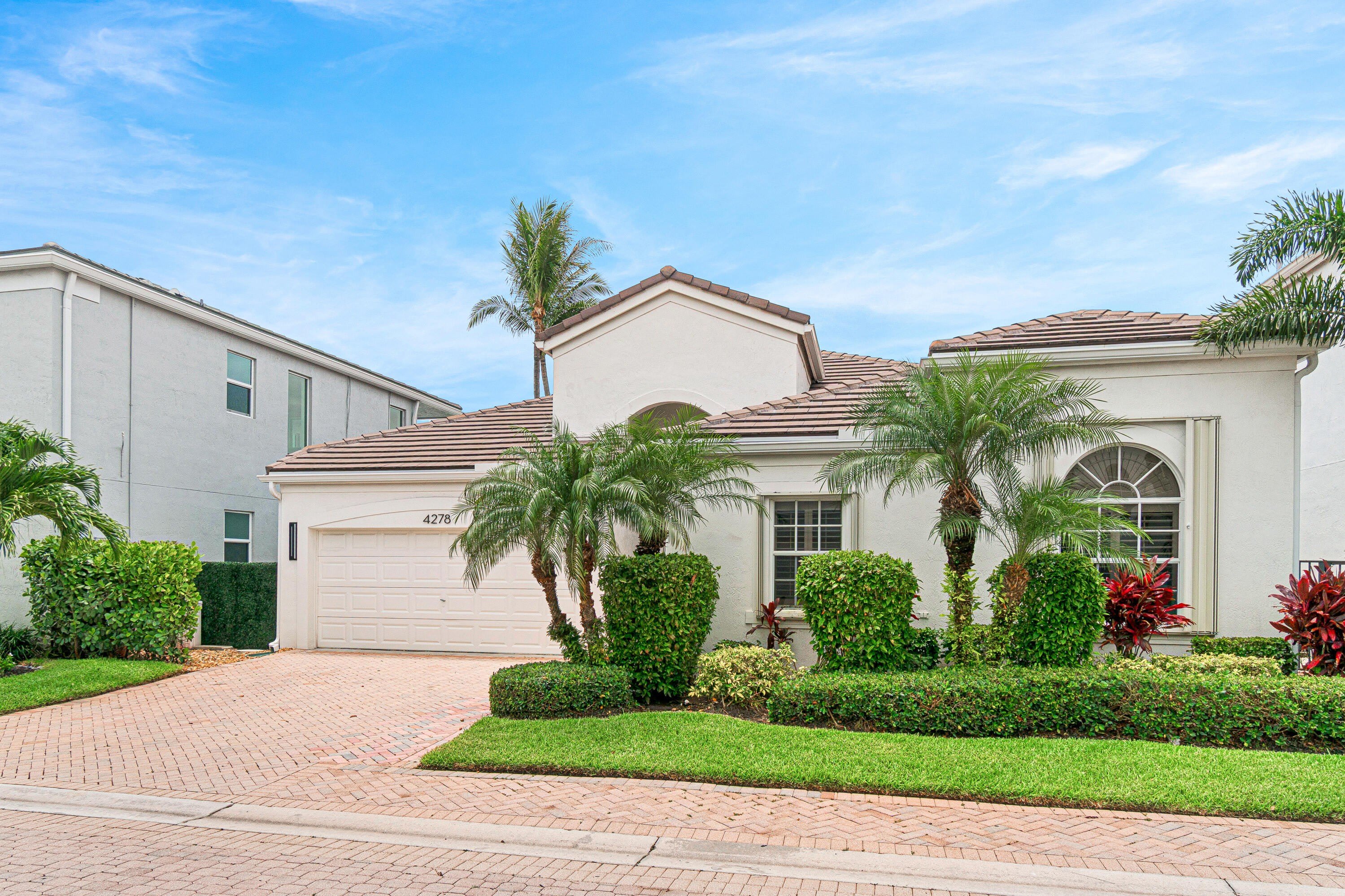 4278 NW 65th Road – photo 3