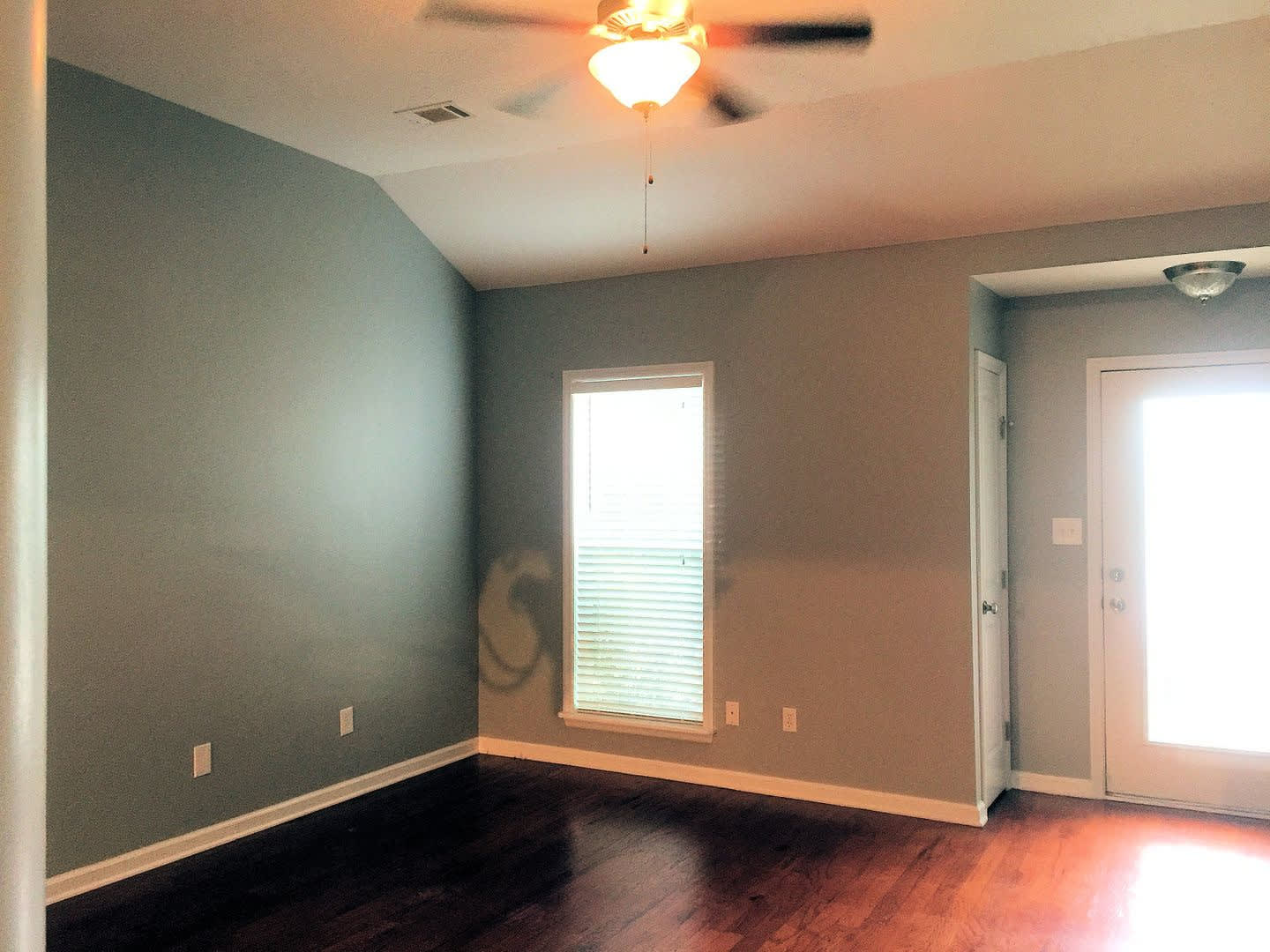 Executive Style Town Home – photo 4