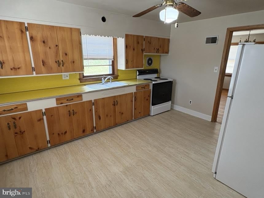 630 VINE Street – photo 4