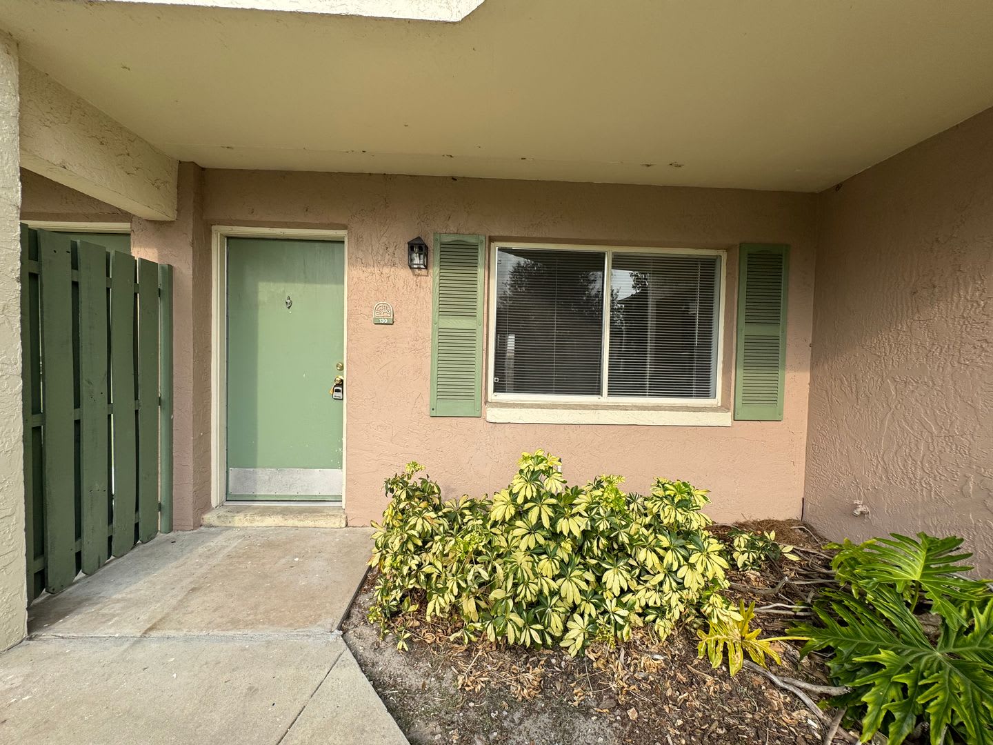 Move-In Ready Studio – Affordable & Convenient! – photo 2