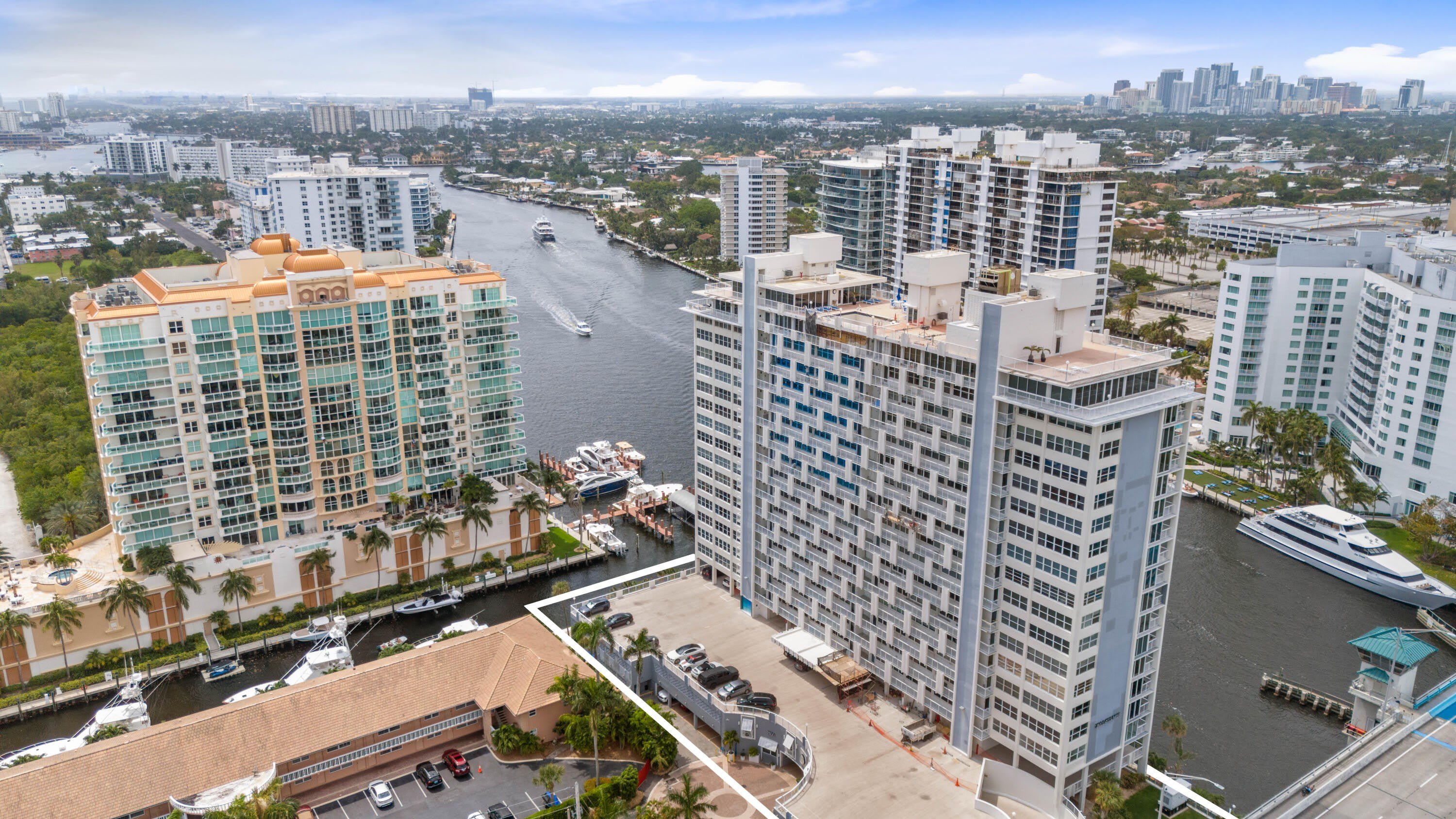 2800 E Sunrise Boulevard – photo 5