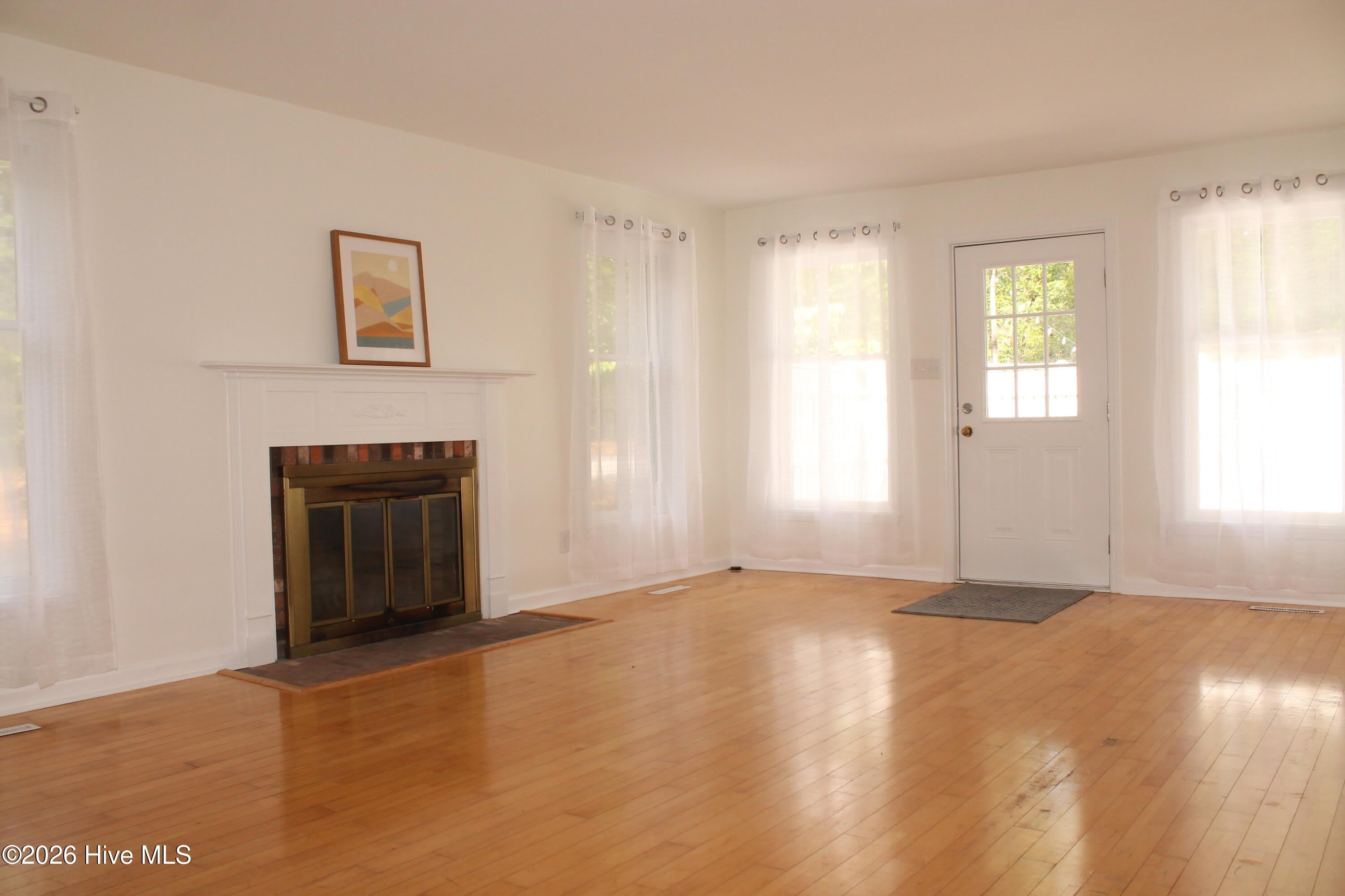 1624 E Indiana Avenue – photo 5