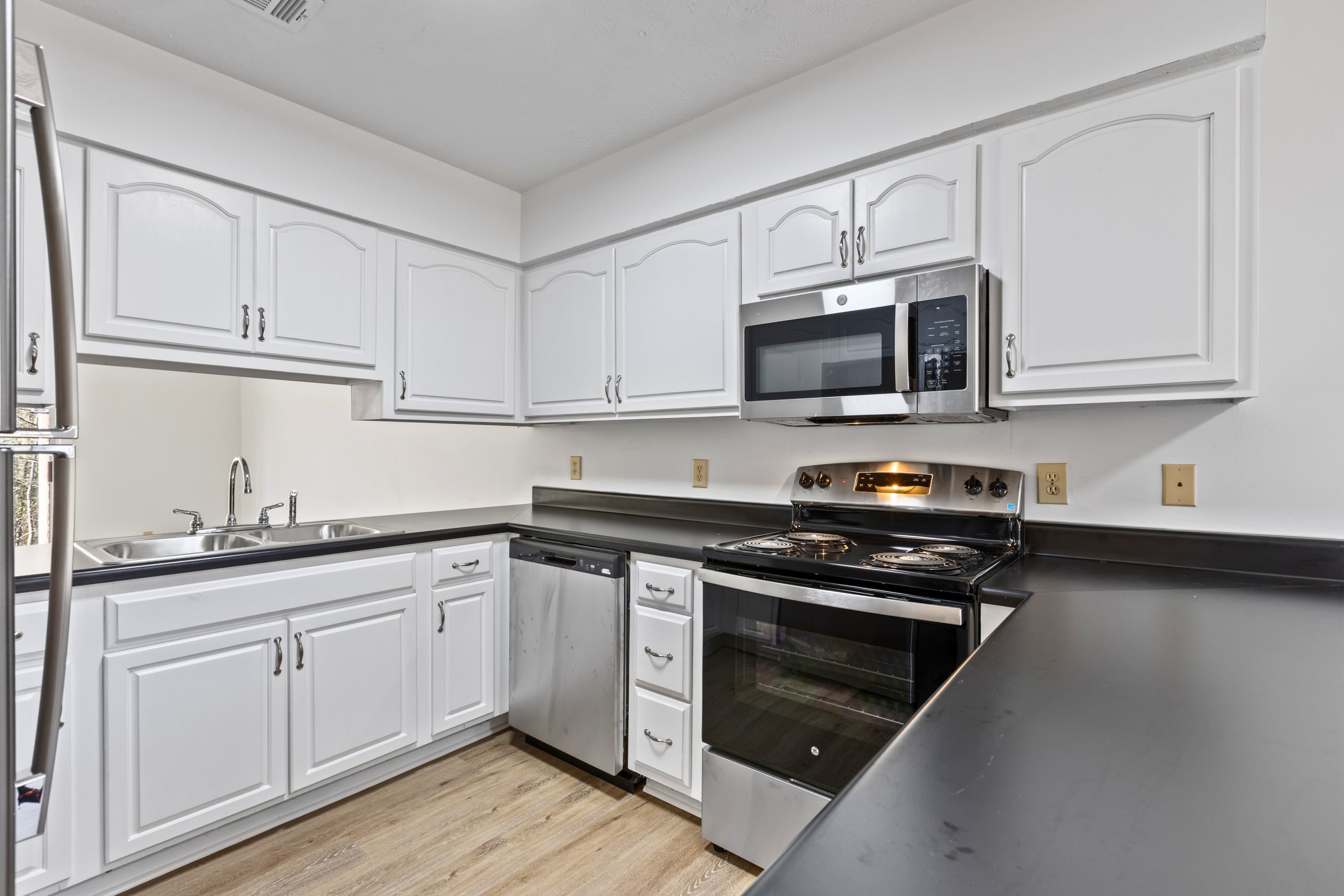 463 Reede Street – photo 5