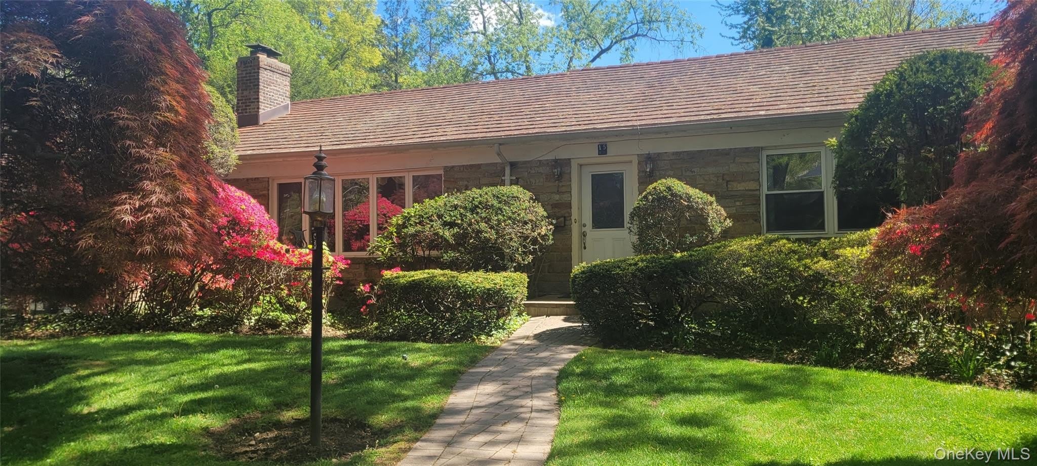 15 Somerset Drive S – photo 1