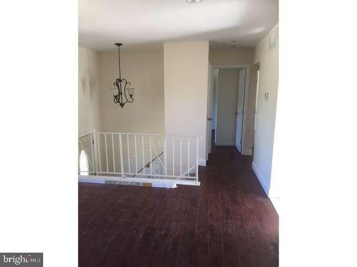 208 HADDON Road – photo 5
