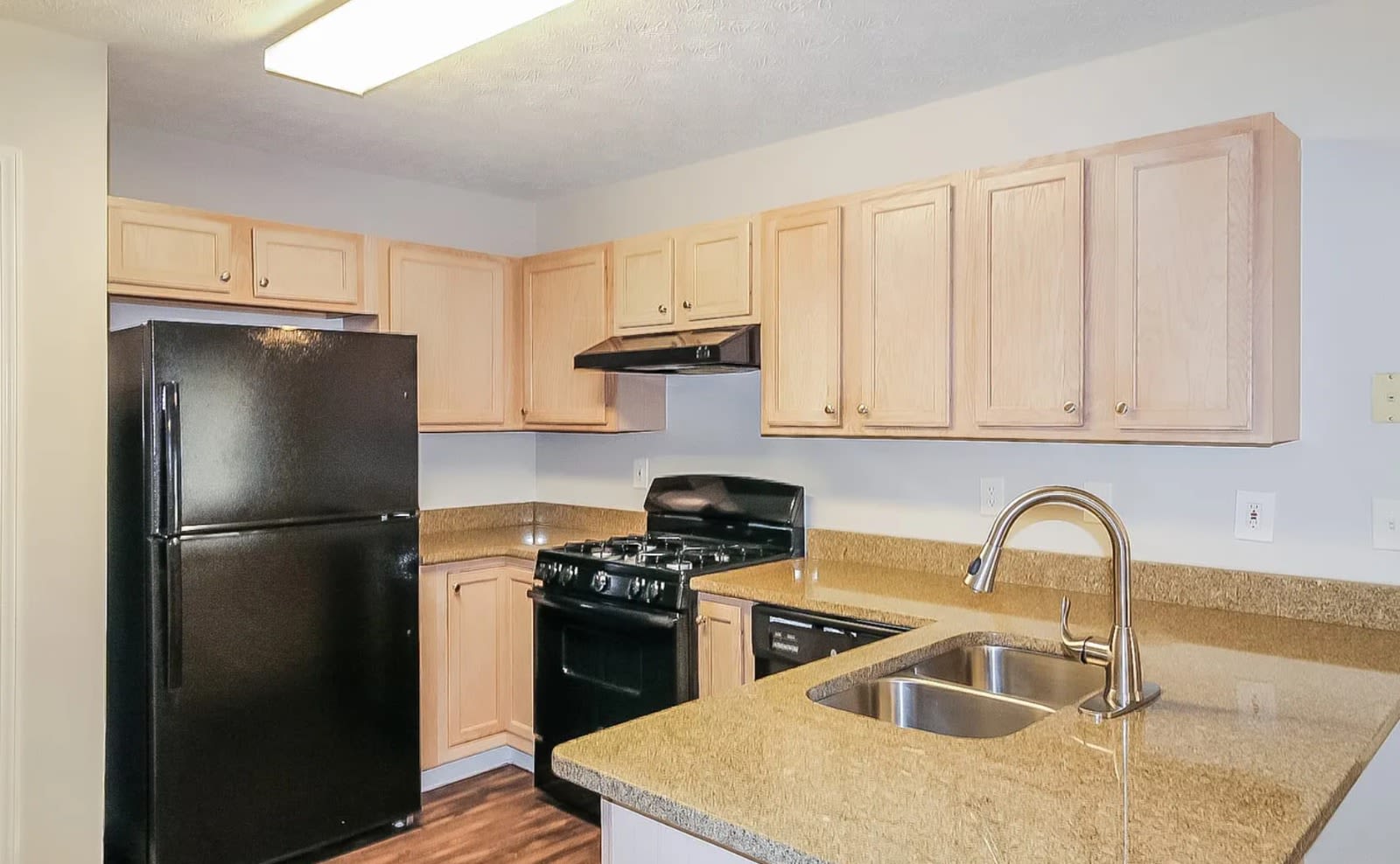 406 Autumn Lake Ct – photo 4
