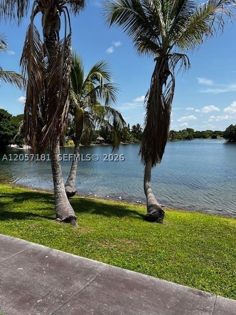 14525 N Kendall Dr – photo 2