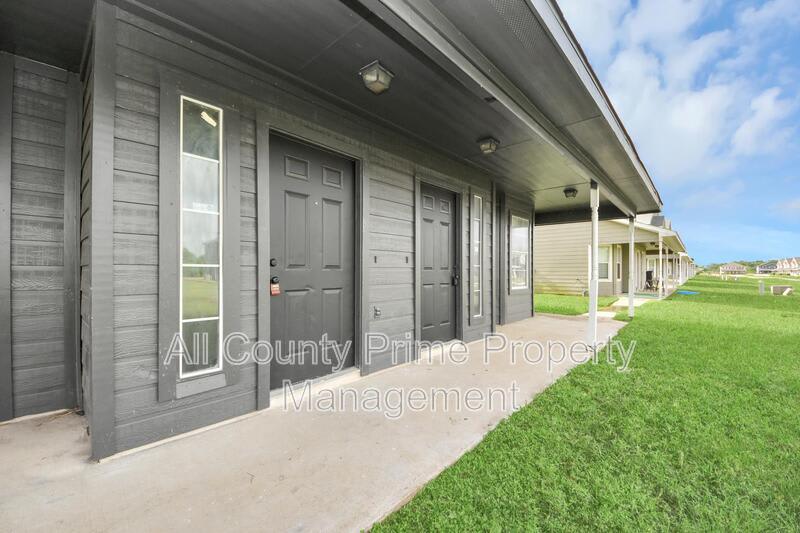 23368 High Point St – photo 3