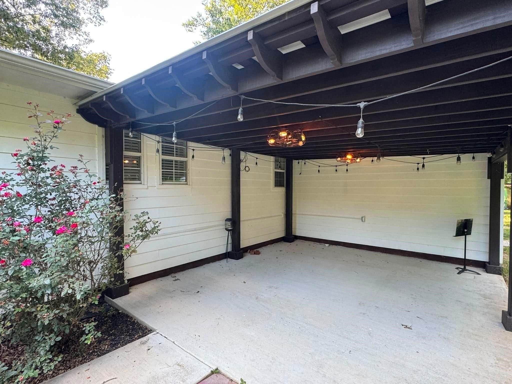 1498 Garland Dr – photo 4