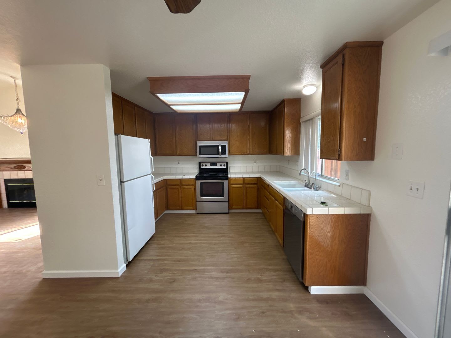 1589 Joett Drive – photo 5