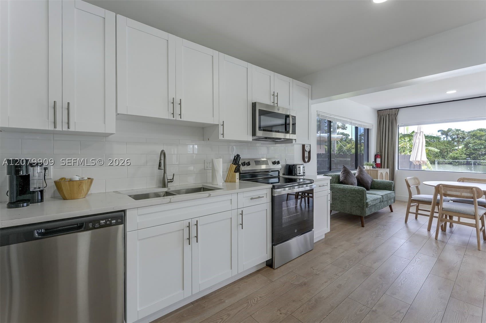 317 N 31st Ave – photo 4